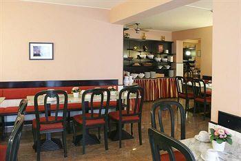 Hotel Caratart Bombolo 4*